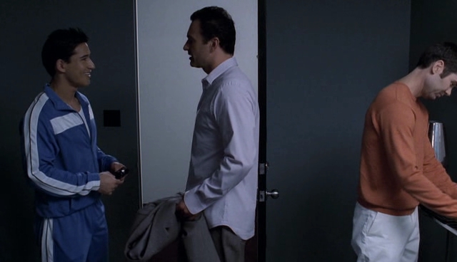 Charmed-Online-dot-NL-NipTuck4x12-1131.jpg