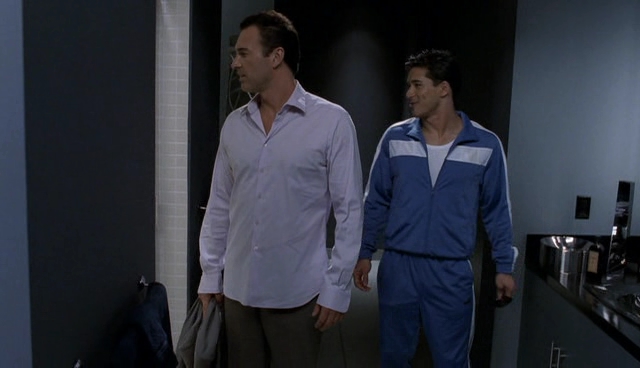 Charmed-Online-dot-NL-NipTuck4x12-1166.jpg