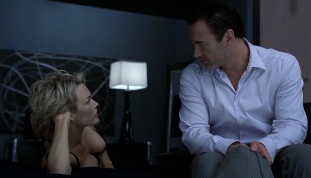 Charmed-Online-dot-NL-NipTuck4x12-1193.jpg