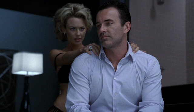 Charmed-Online-dot-NL-NipTuck4x12-1209.jpg