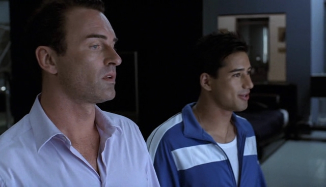 Charmed-Online-dot-NL-NipTuck4x12-1240.jpg Charmed-Online-dot-NL-NipTuck4x12-1240.jpg