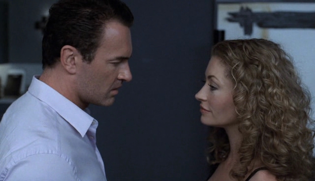Charmed-Online-dot-NL-NipTuck4x12-1258.jpg