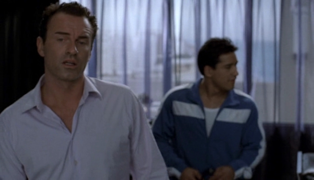 Charmed-Online-dot-NL-NipTuck4x12-1279.jpg