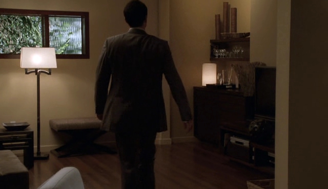 Charmed-Online-dot-NL-NipTuck4x12-1455.jpg