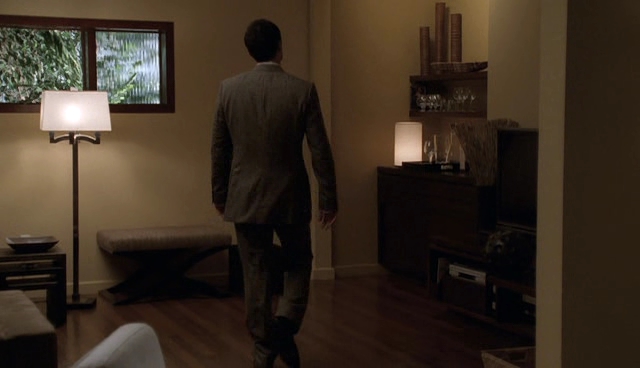 Charmed-Online-dot-NL-NipTuck4x12-1456.jpg