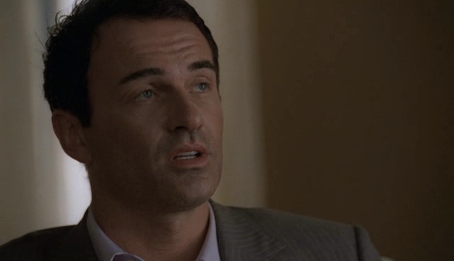 Charmed-Online-dot-NL-NipTuck4x12-1548.jpg
