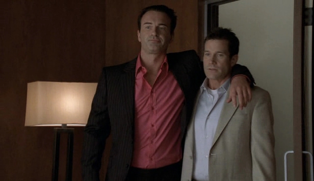 Charmed-Online-dot-NL-NipTuck4x12-1684.jpg