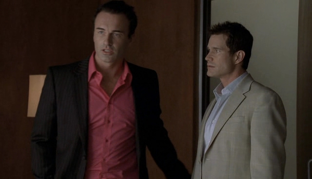 Charmed-Online-dot-NL-NipTuck4x12-1756.jpg