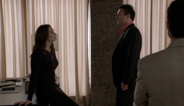 Charmed-Online-dot-NL-NipTuck4x12-1760.jpg