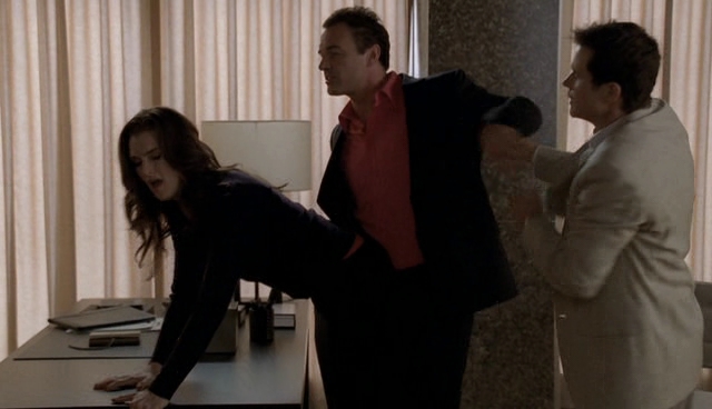 Charmed-Online-dot-NL-NipTuck4x12-1801.jpg