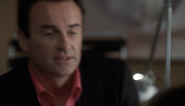 Charmed-Online-dot-NL-NipTuck4x12-1879.jpg