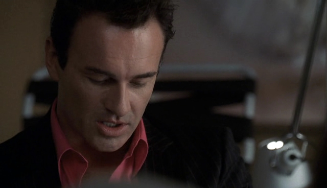 Charmed-Online-dot-NL-NipTuck4x12-1902.jpg