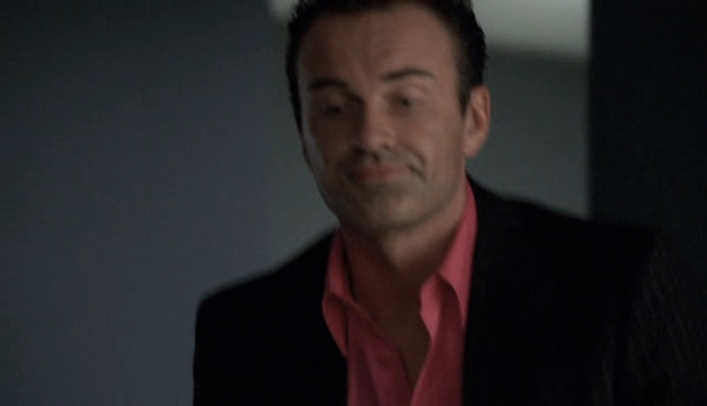 Charmed-Online-dot-NL-NipTuck4x12-2035.jpg