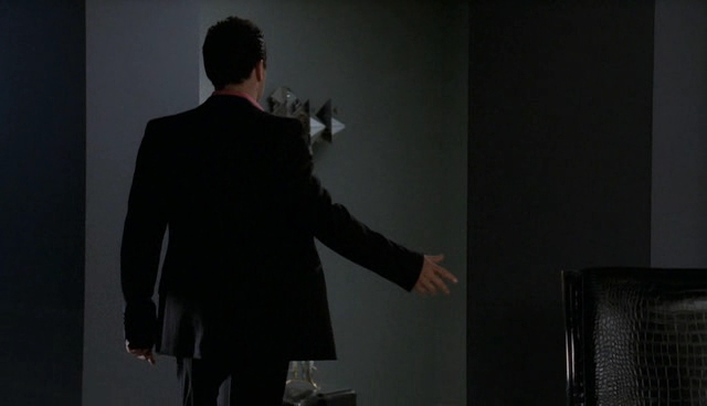 Charmed-Online-dot-NL-NipTuck4x12-2069.jpg