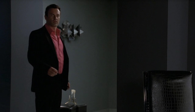 Charmed-Online-dot-NL-NipTuck4x12-2076.jpg