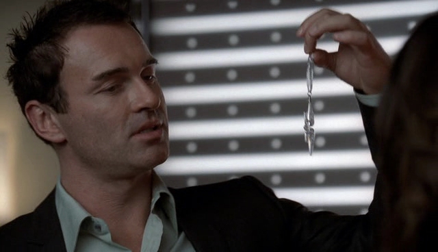 Charmed-Online-dot-NL-NipTuck4x13-0340.jpg