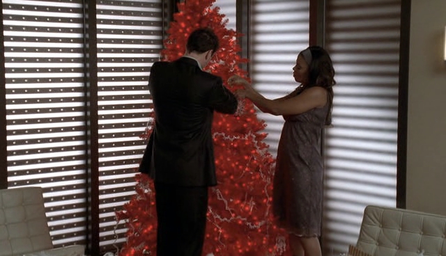 Charmed-Online-dot-NL-NipTuck4x13-0346.jpg