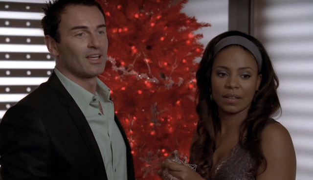 Charmed-Online-dot-NL-NipTuck4x13-0402.jpg