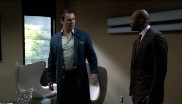 Charmed-Online-dot-NL-NipTuck4x13-0725.jpg