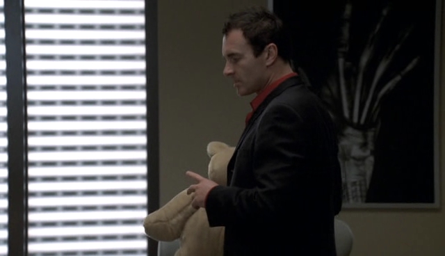 Charmed-Online-dot-NL-NipTuck4x13-1536.jpg