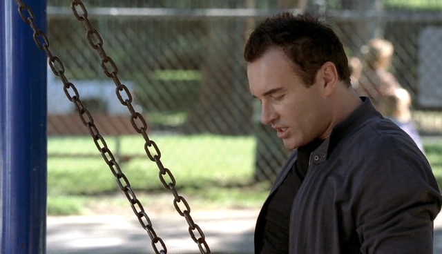 Charmed-Online-dot-NL-NipTuck4x14-0052.jpg