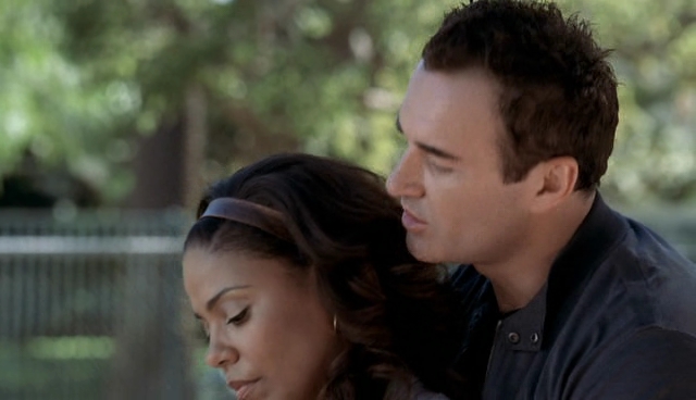 Charmed-Online-dot-NL-NipTuck4x14-0084.jpg