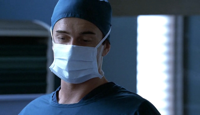 Charmed-Online-dot-NL-NipTuck4x14-0281.jpg