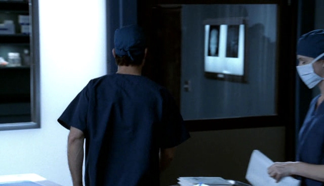 Charmed-Online-dot-NL-NipTuck4x14-0305.jpg