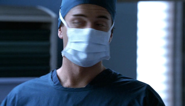 Charmed-Online-dot-NL-NipTuck4x14-0307.jpg