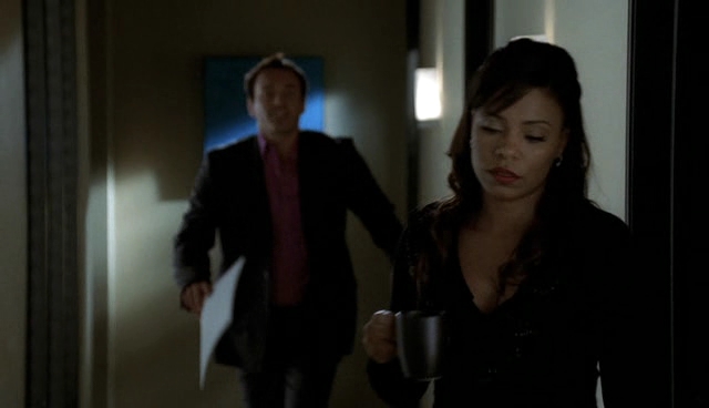 Charmed-Online-dot-NL-NipTuck4x14-0603.jpg