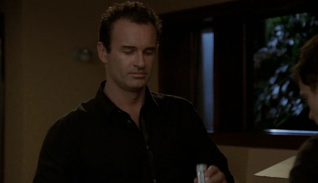 Charmed-Online-dot-NL-NipTuck4x15-0132.jpg