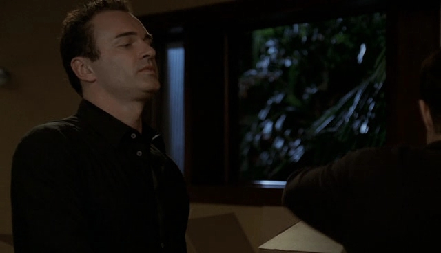 Charmed-Online-dot-NL-NipTuck4x15-0136.jpg