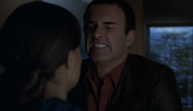 Charmed-Online-dot-NL-NipTuck4x15-1154.jpg