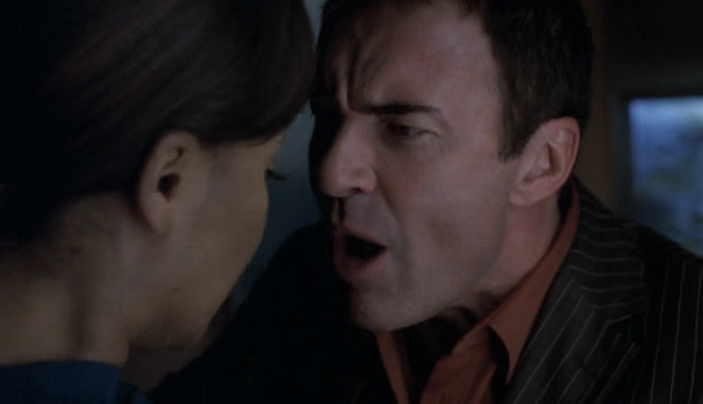 Charmed-Online-dot-NL-NipTuck4x15-1156.jpg