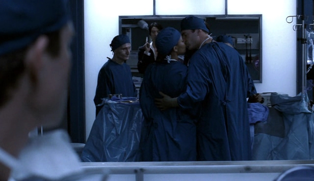 Charmed-Online-dot-NL-NipTuck4x15-1512.jpg