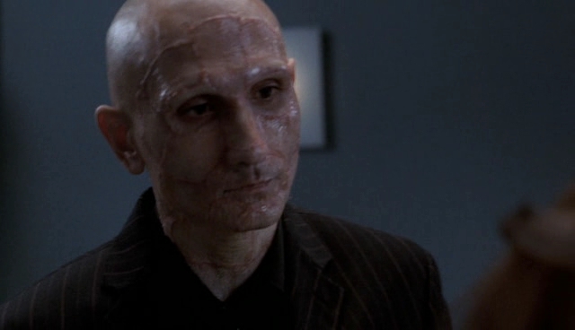 Charmed-Online-dot-NL-NipTuck4x15-2075.jpg Charmed-Online-dot-NL-NipTuck4x15-2075.jpg