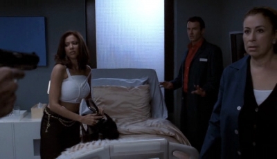 Charmed-Online-dot-NL-NipTuck4x15-2183.jpg