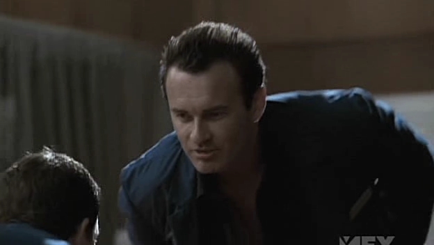 Charmed-Online-dot-NL-NipTuck5x01-0117.jpg
