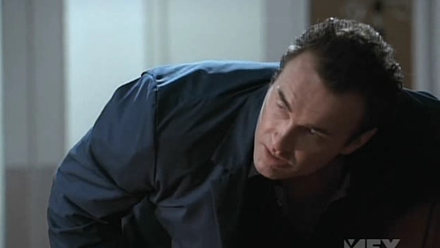 Charmed-Online-dot-NL-NipTuck5x01-0154.jpg