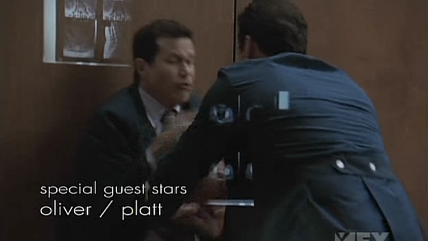 Charmed-Online-dot-NL-NipTuck5x01-0168.jpg