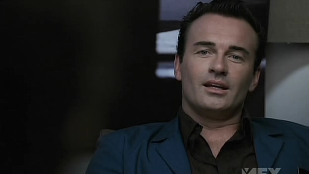 Charmed-Online-dot-NL-NipTuck5x01-0851.jpg