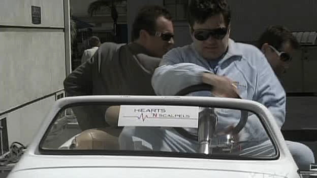 Charmed-Online-dot-NL-NipTuck5x01-0903.jpg