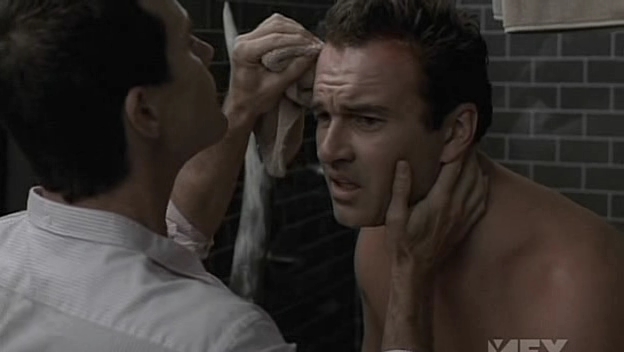 Charmed-Online-dot-NL-NipTuck5x01-2061.jpg