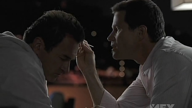 Charmed-Online-dot-NL-NipTuck5x01-2083.jpg