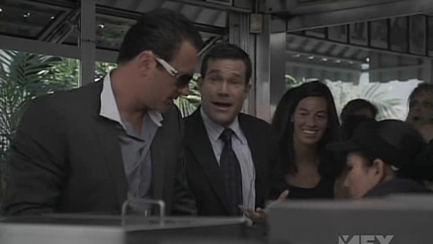 Charmed-Online-dot-NL-NipTuck5x01-2622.jpg