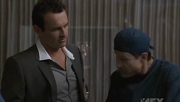 Charmed-Online-dot-NL-NipTuck5x01-2767.jpg