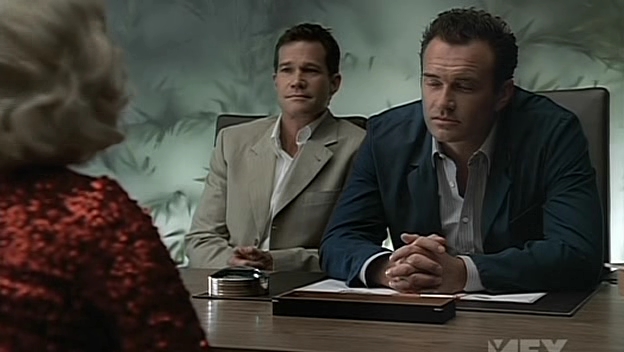 Charmed-Online-dot-NL-NipTuck5x02-0098.jpg