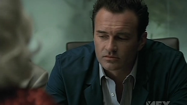 Charmed-Online-dot-NL-NipTuck5x02-0105.jpg