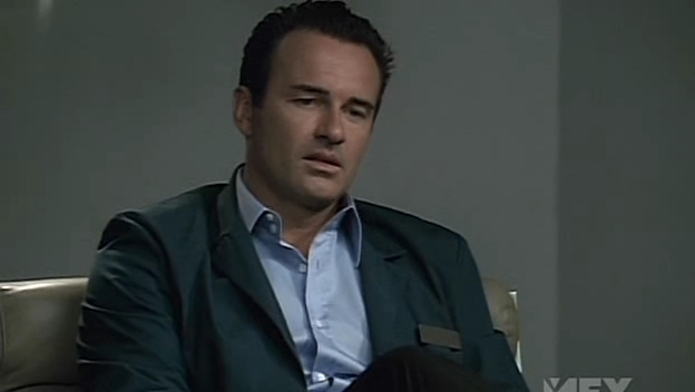 Charmed-Online-dot-NL-NipTuck5x02-0458.jpg