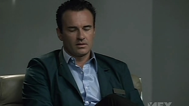 Charmed-Online-dot-NL-NipTuck5x02-0460.jpg